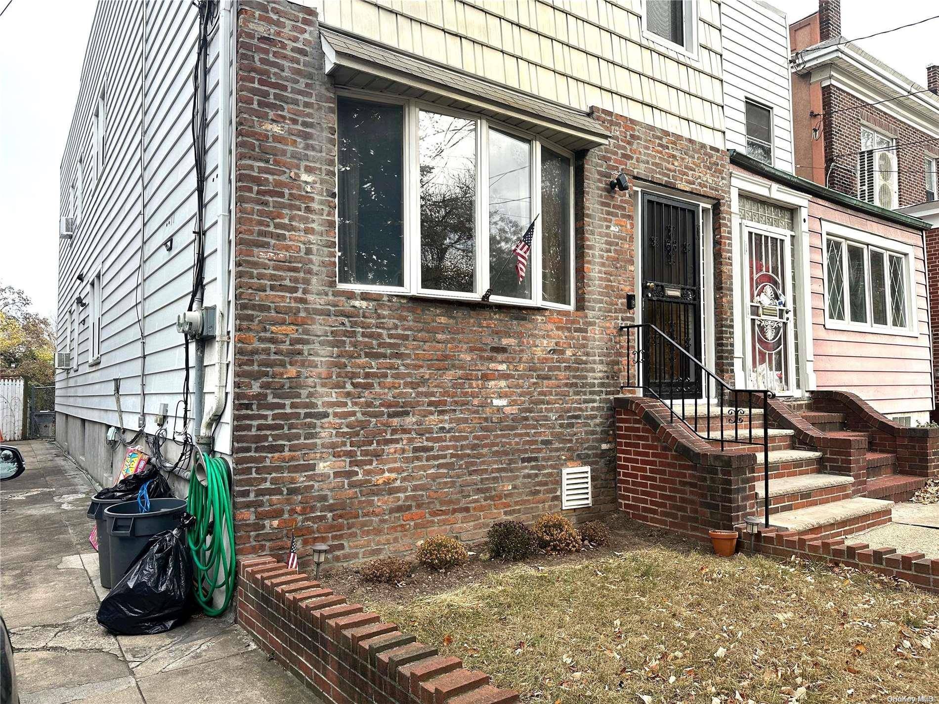 Maspeth, NY 11378,58-11 69th PL