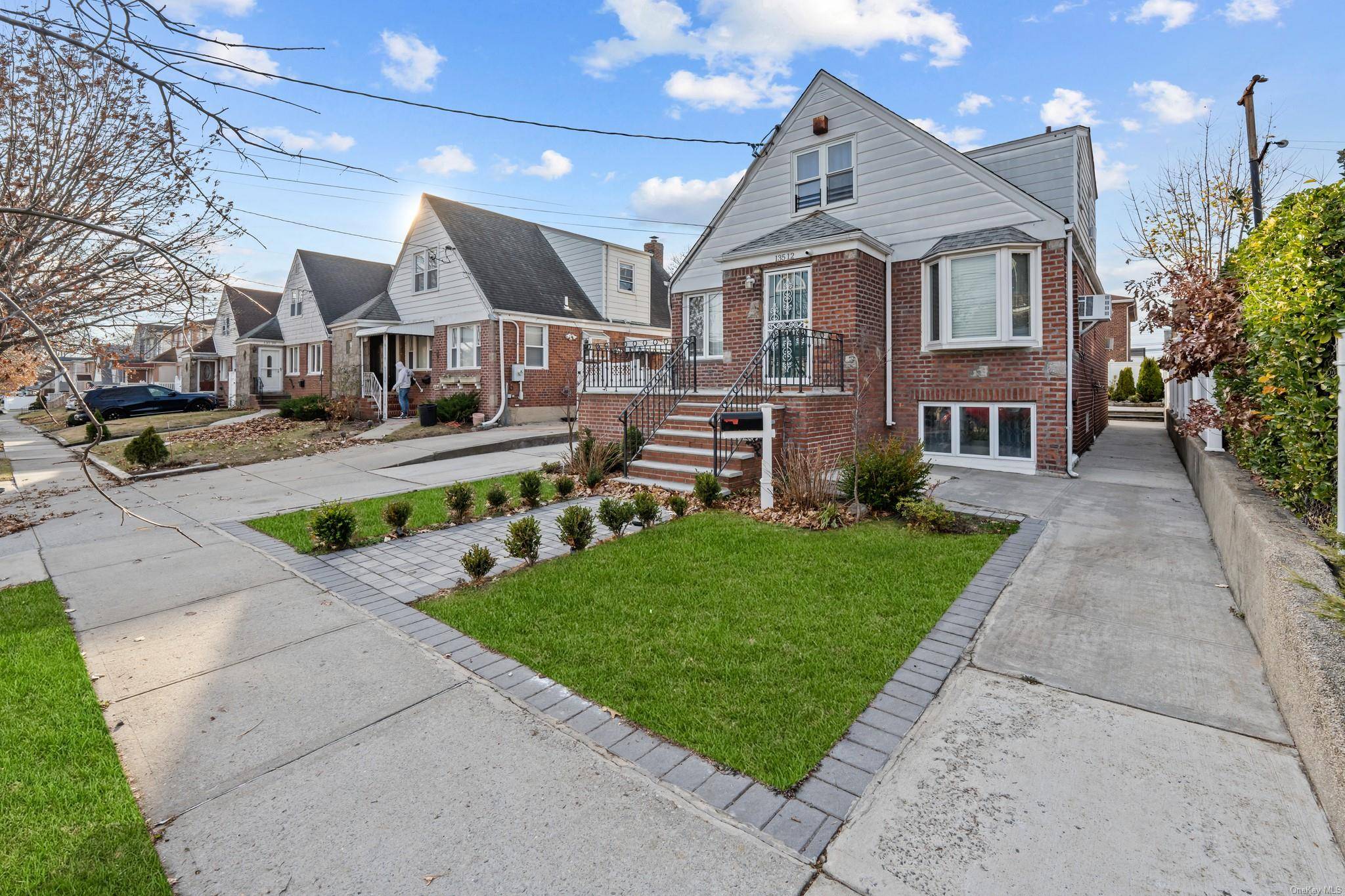 South Ozone Park, NY 11420,135-12 122nd Pl