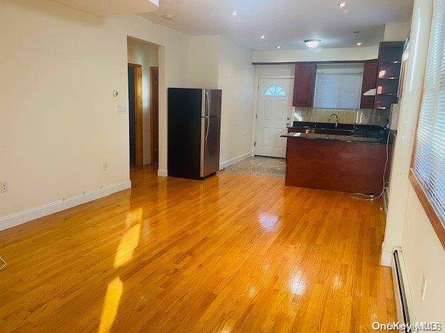 Flushing, NY 11358,47-37 190th ST