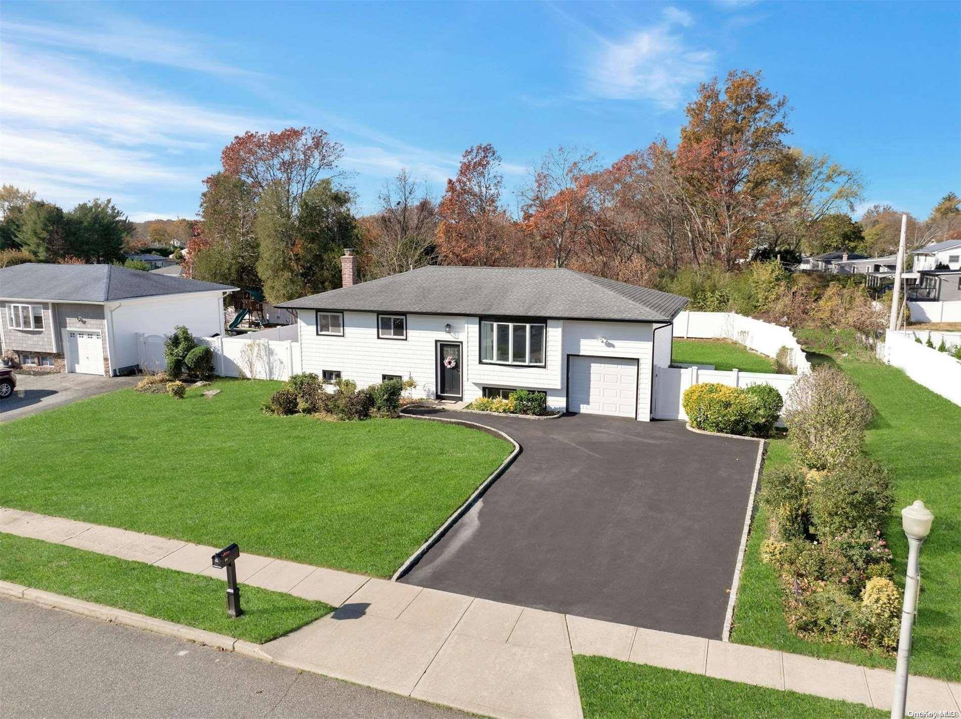 Commack, NY 11725,54 Wicks PATH