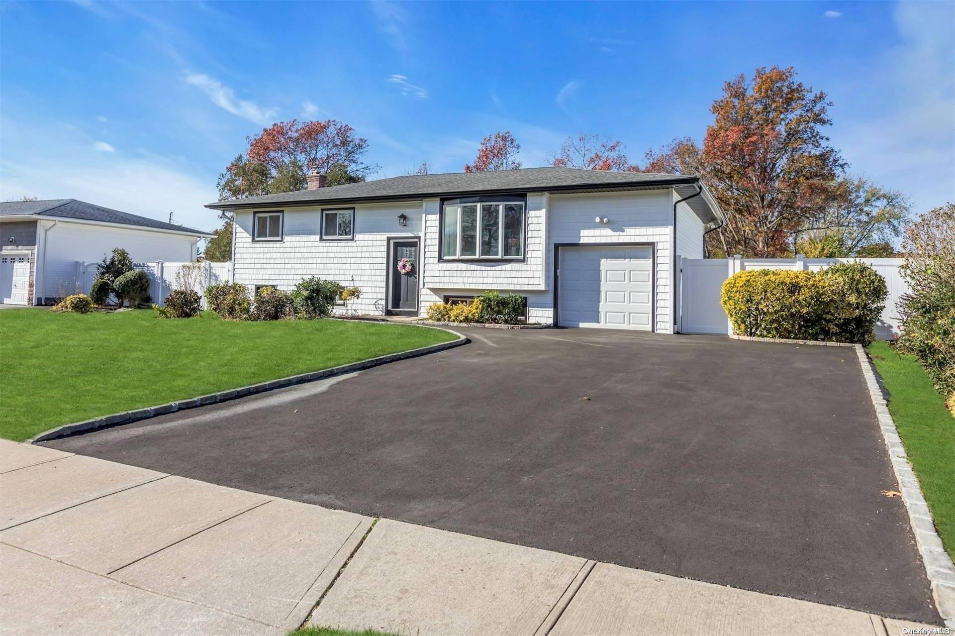 Commack, NY 11725,54 Wicks PATH