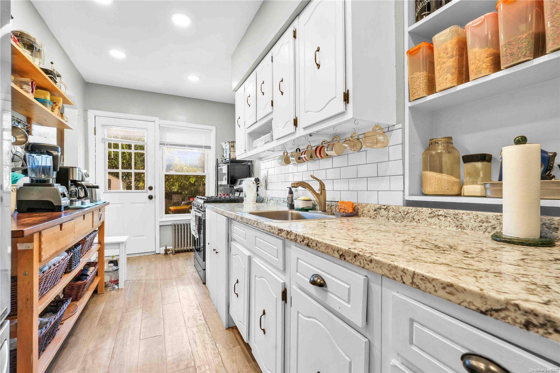 Bayside, NY 11364,56-09 Clearview EXPY