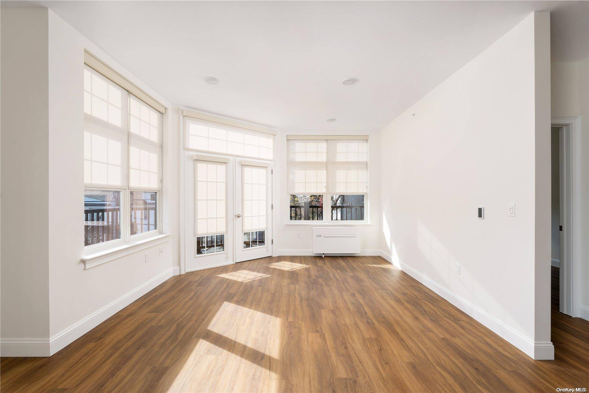 Port Jefferson, NY 11777,1 N Country RD #309