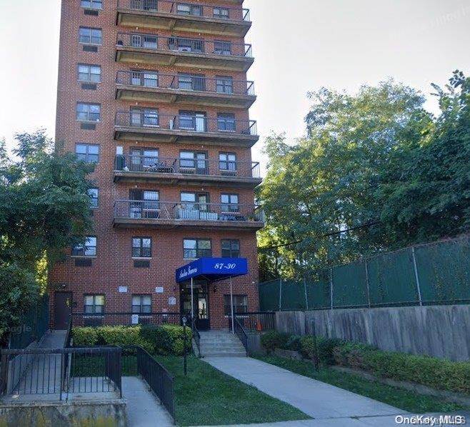 Rego Park, NY 11374,87-30 62nd AVE #101