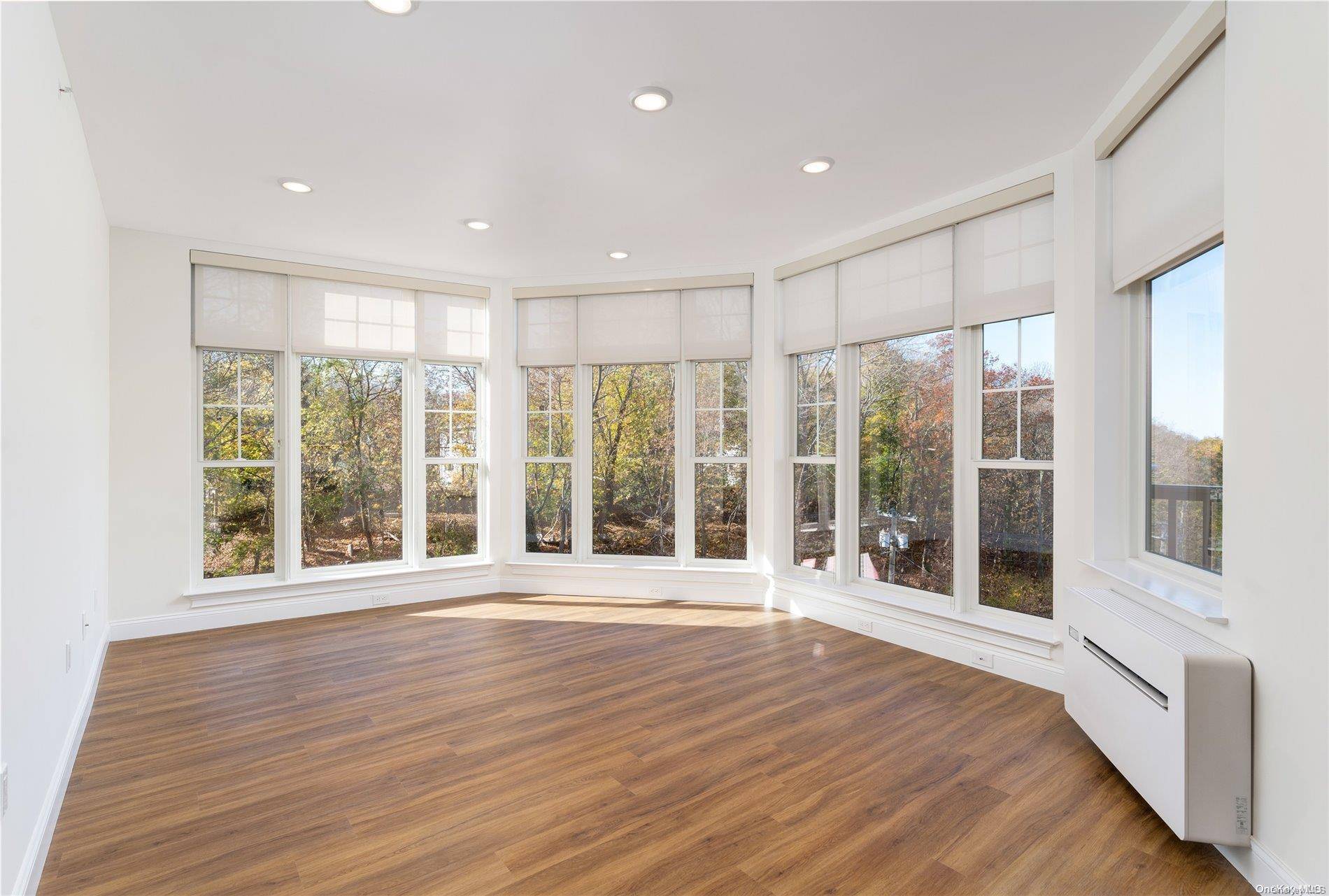 Port Jefferson, NY 11777,1 N Country RD #205