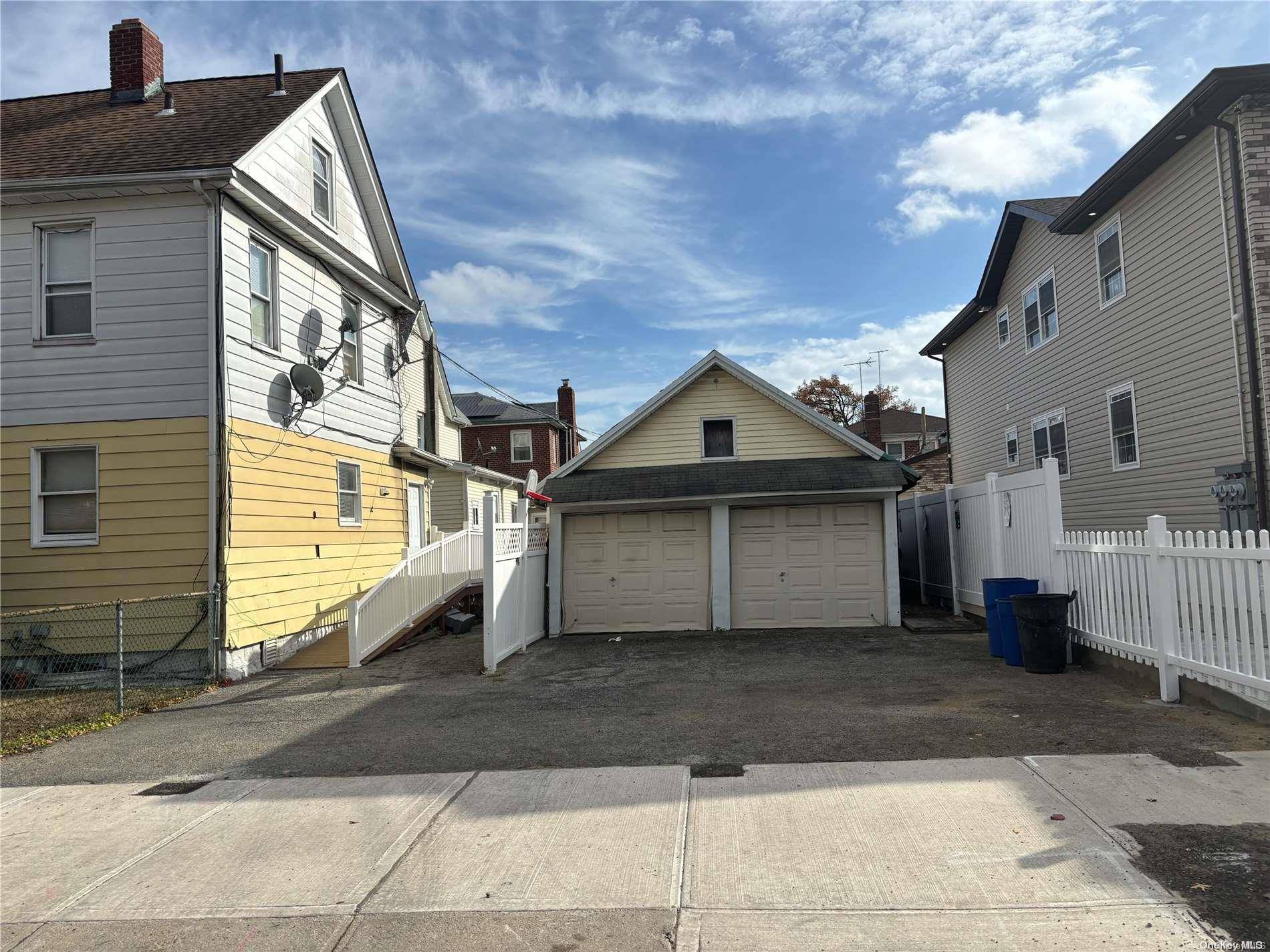 Rosedale, NY 11422,246-04 139 AVE