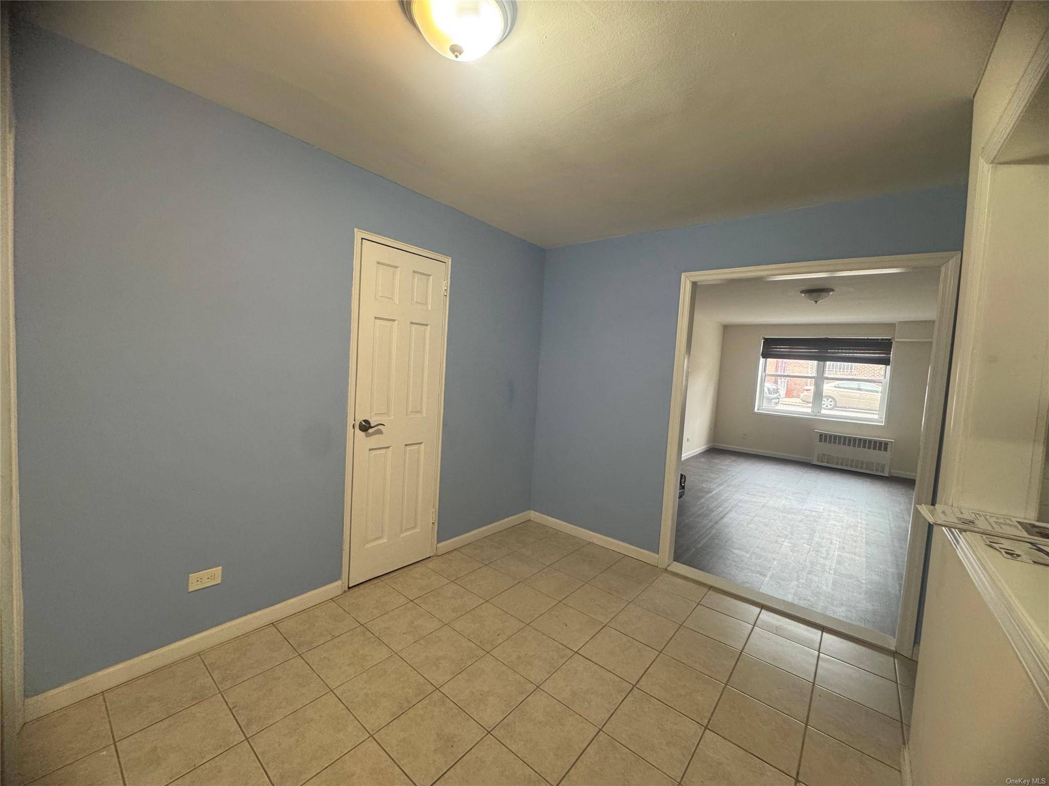 Woodside, NY 11377,60-11 Broadway #L-2