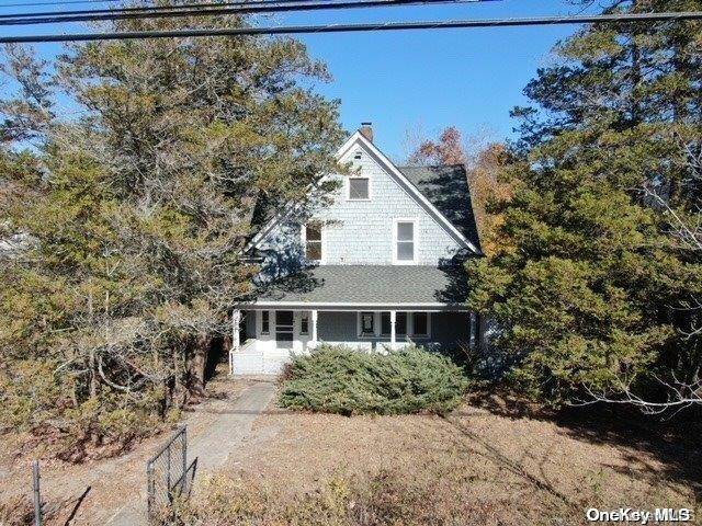 East Quogue, NY 11942,21 Bay AVE