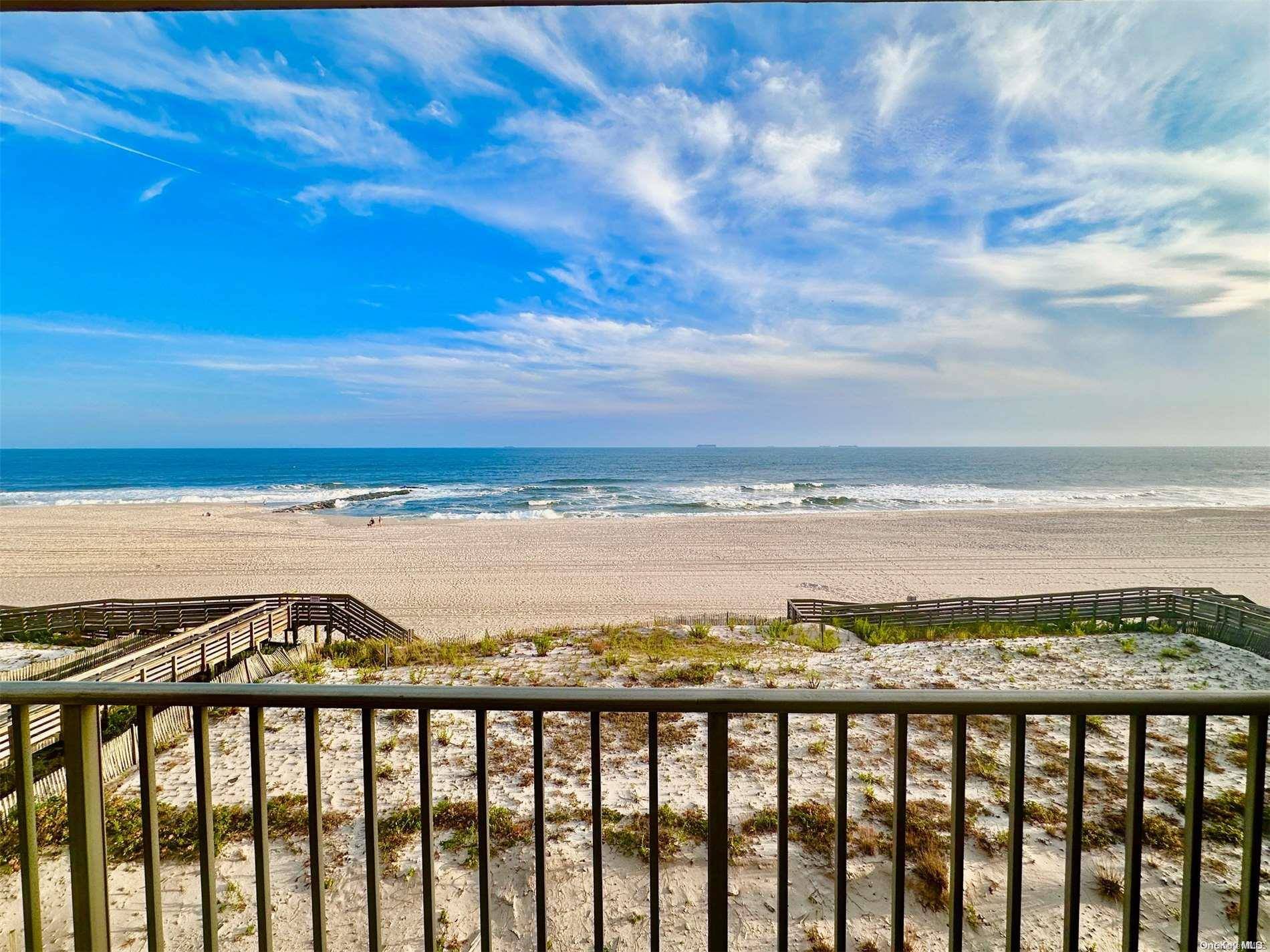 Long Beach, NY 11561,650 Shore Rd #4F