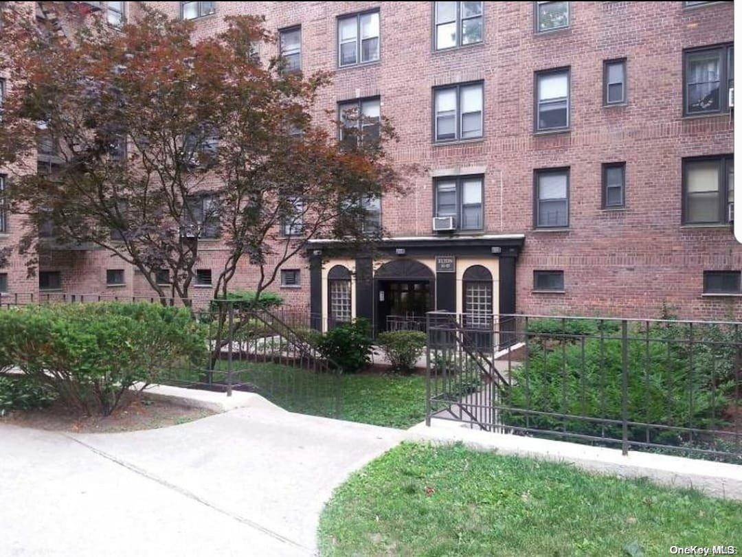 Woodhaven, NY 11421,83-85 Woodhaven Blvd #1K