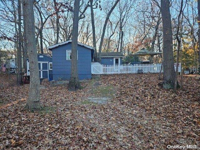Wading River, NY 11792,67 21st ST