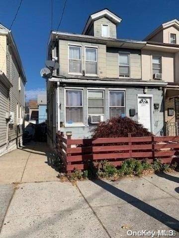 Rego Park, NY 11374,89-51 Metropolitan Ave