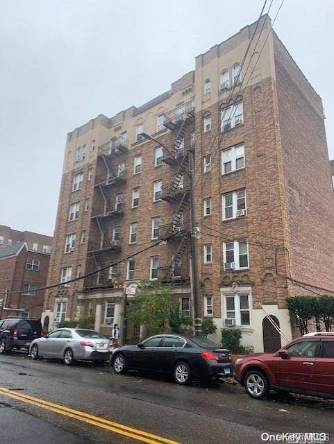 Flushing, NY 11354,36-20 Parsons BLVD #6FL