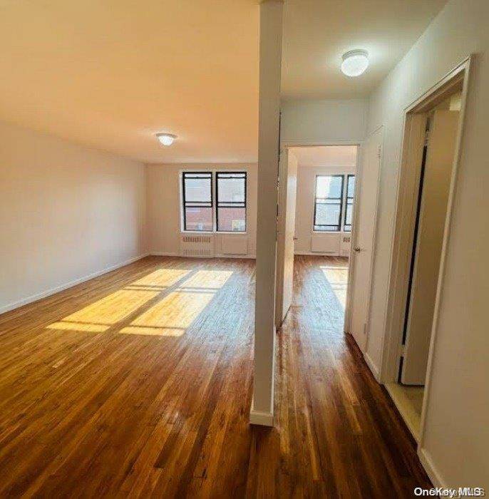 Astoria, NY 11102,2534 Crescent Street #5H