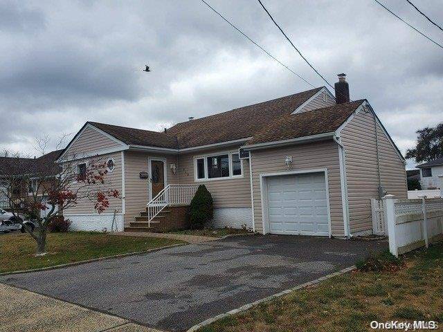 Freeport, NY 11520,548 Miller AVE