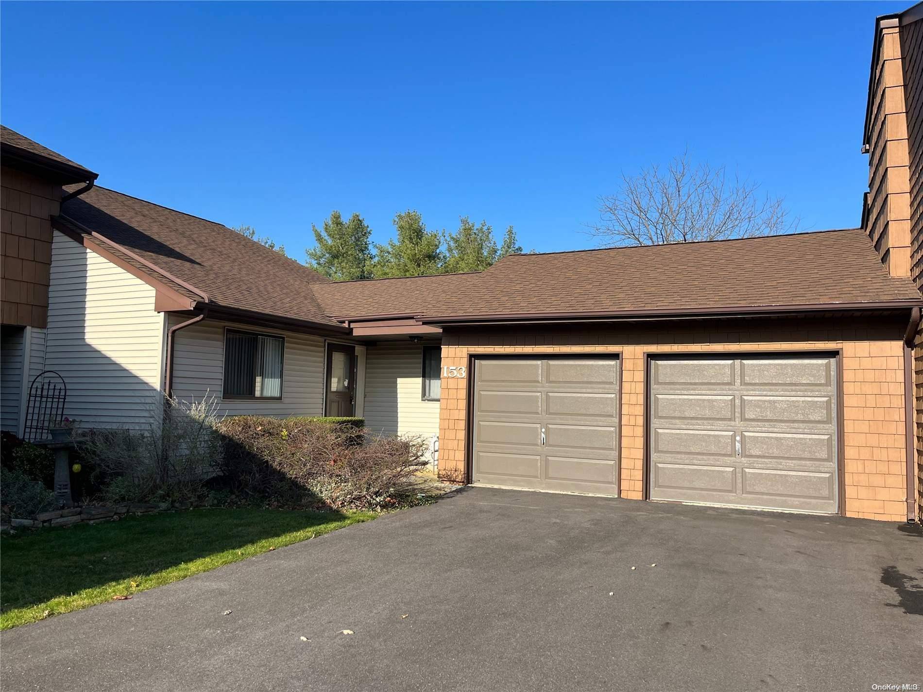 Commack, NY 11725,153 Scarlett DR #153