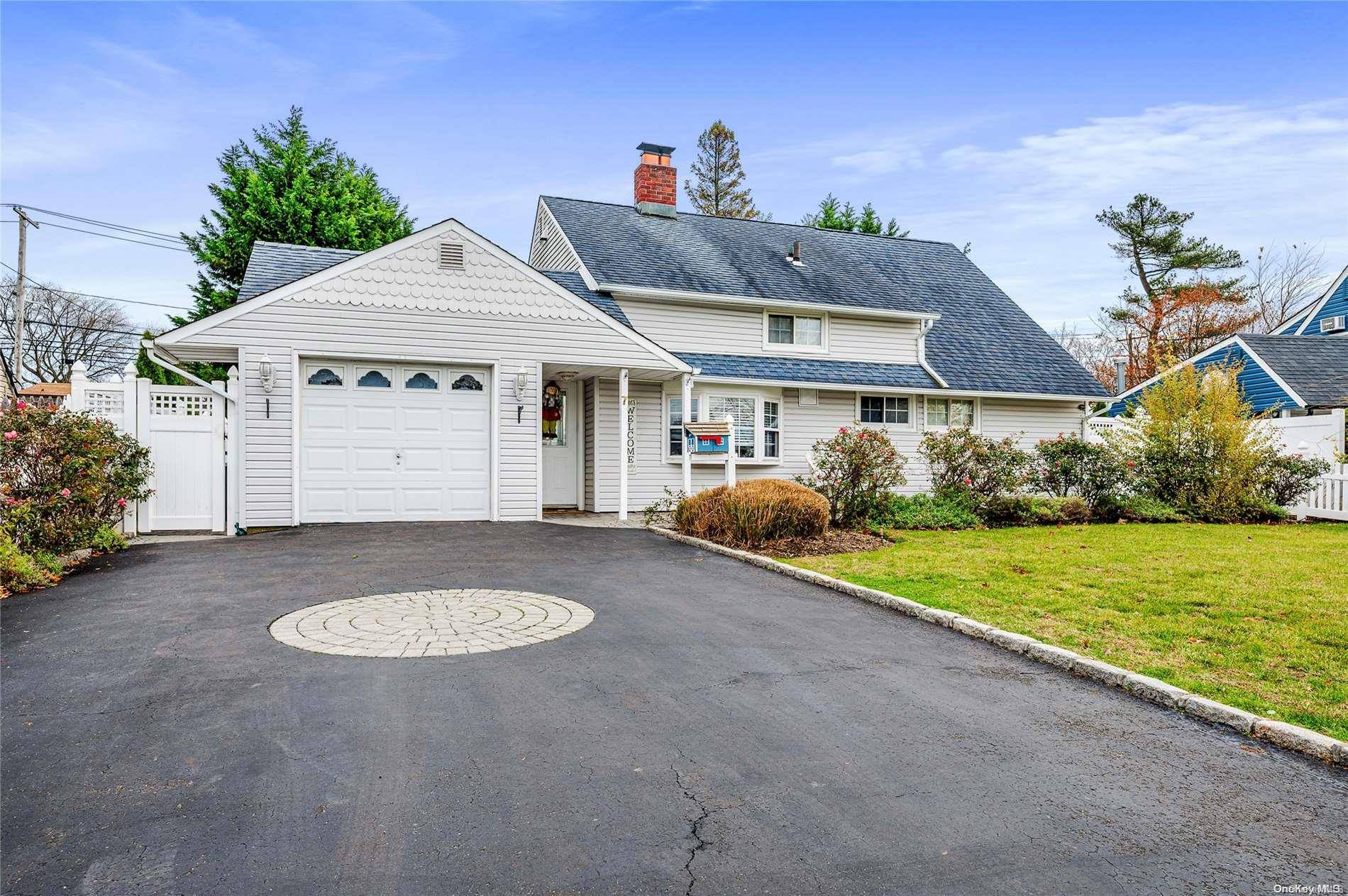 Levittown, NY 11756,7 Round LN