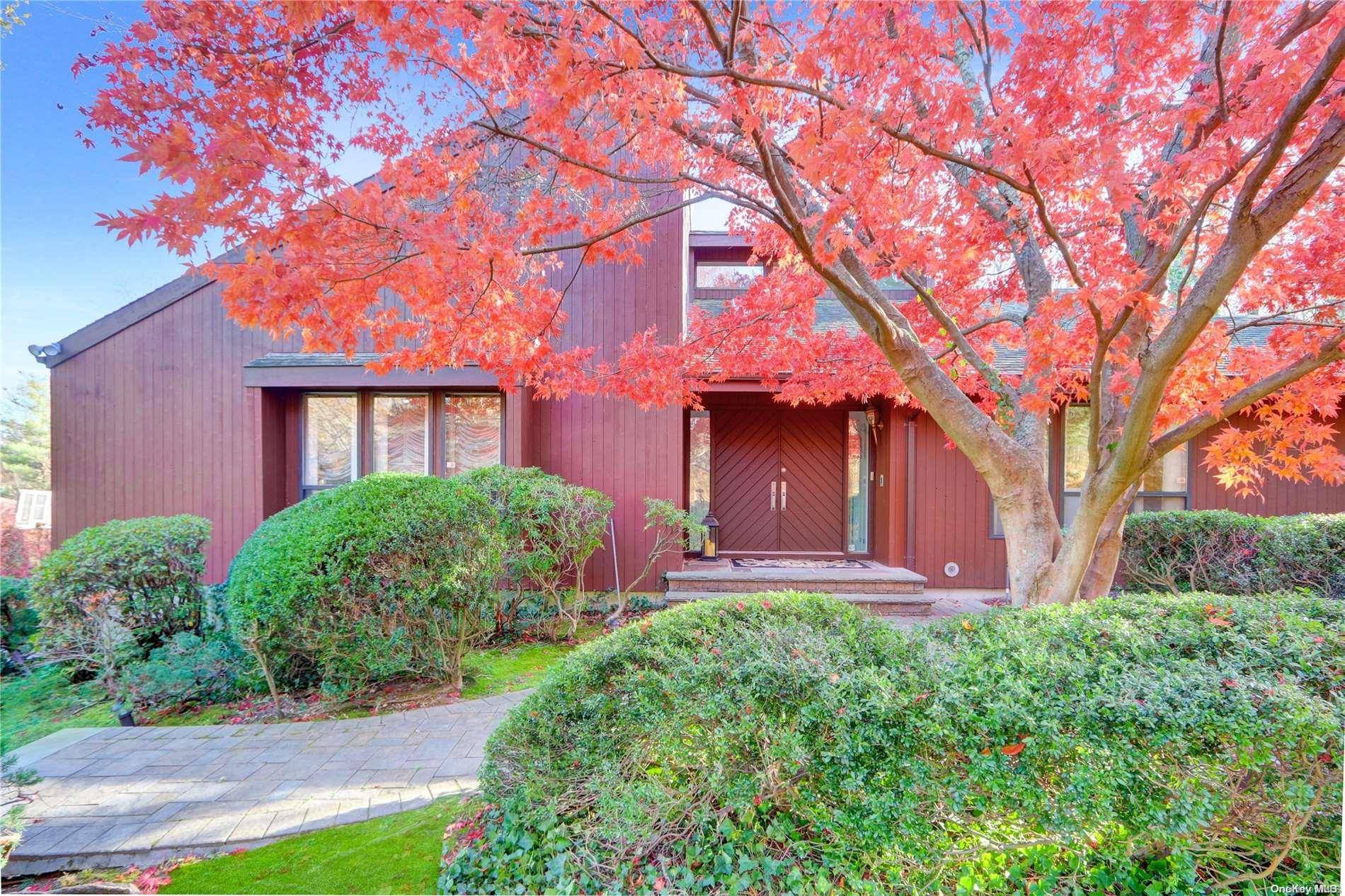 Dix Hills, NY 11746,22 Candlewood PATH
