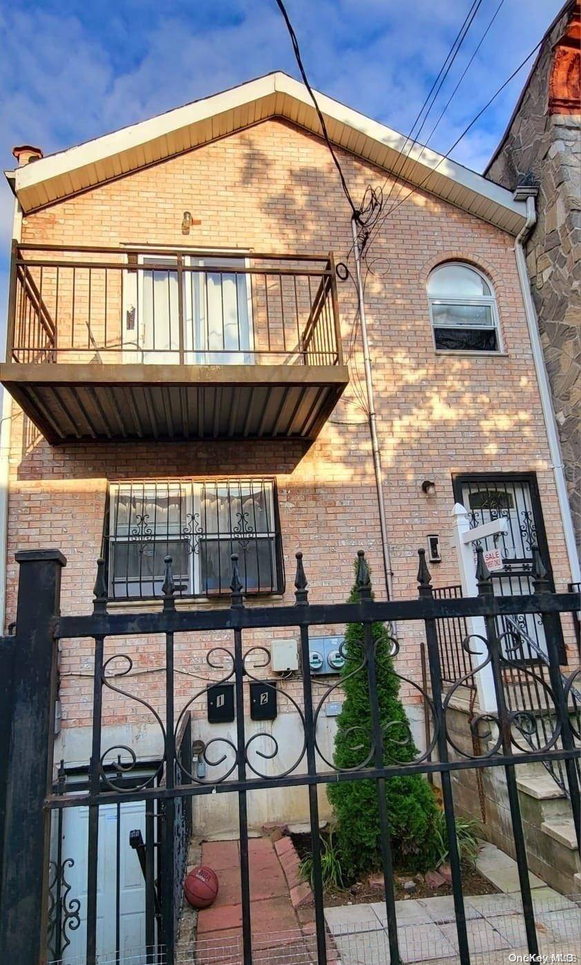 Brooklyn, NY 11207,607 Ashford ST