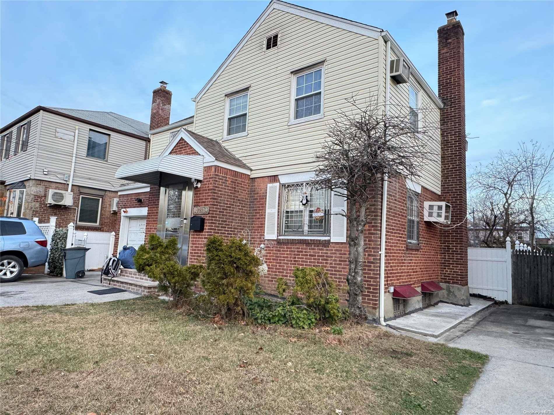 Flushing, NY 11358,47-19 164th ST