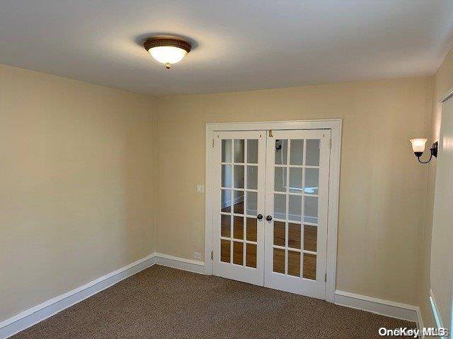 Flushing, NY 11358,40-12 190th ST
