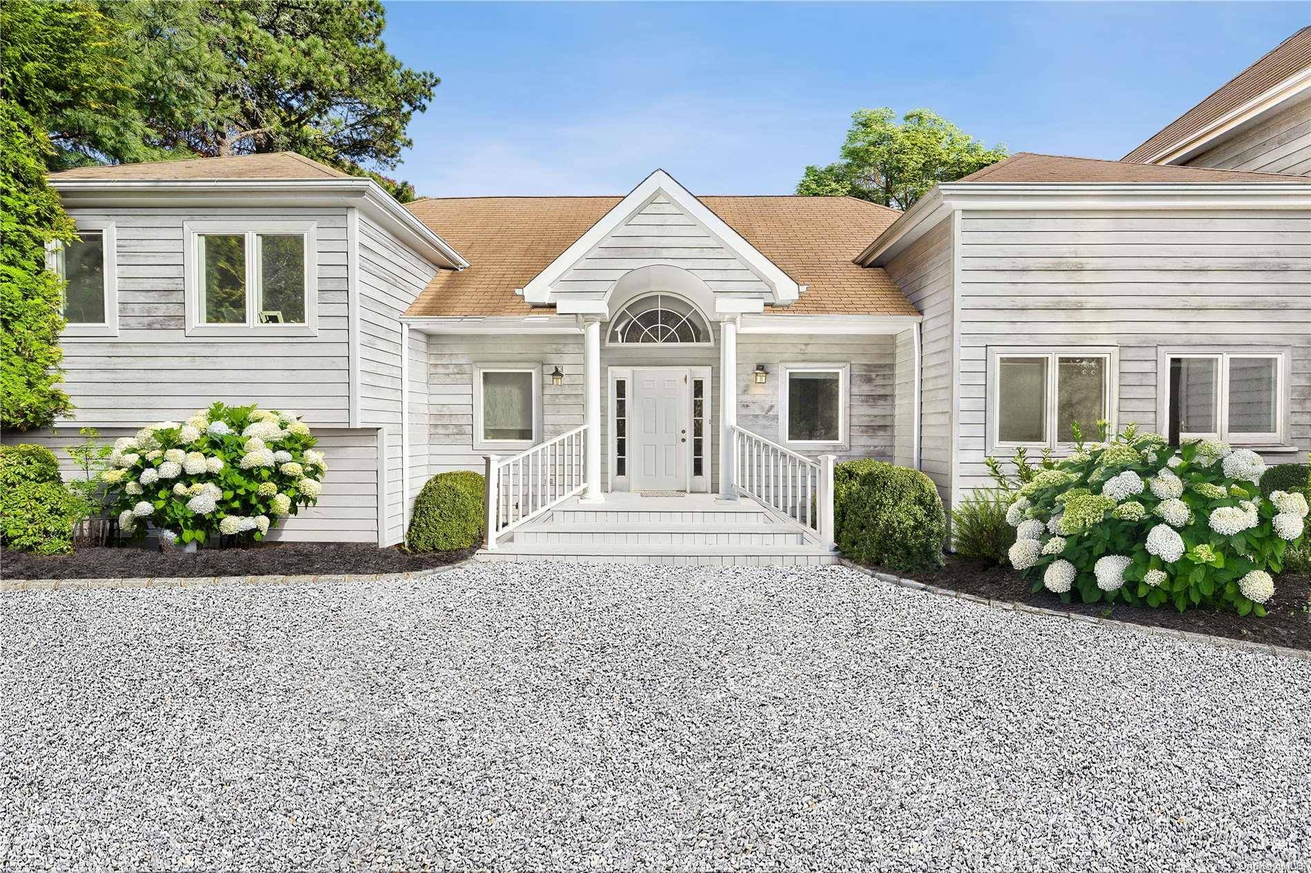 Hampton Bays, NY 11946,11 Bettina CT