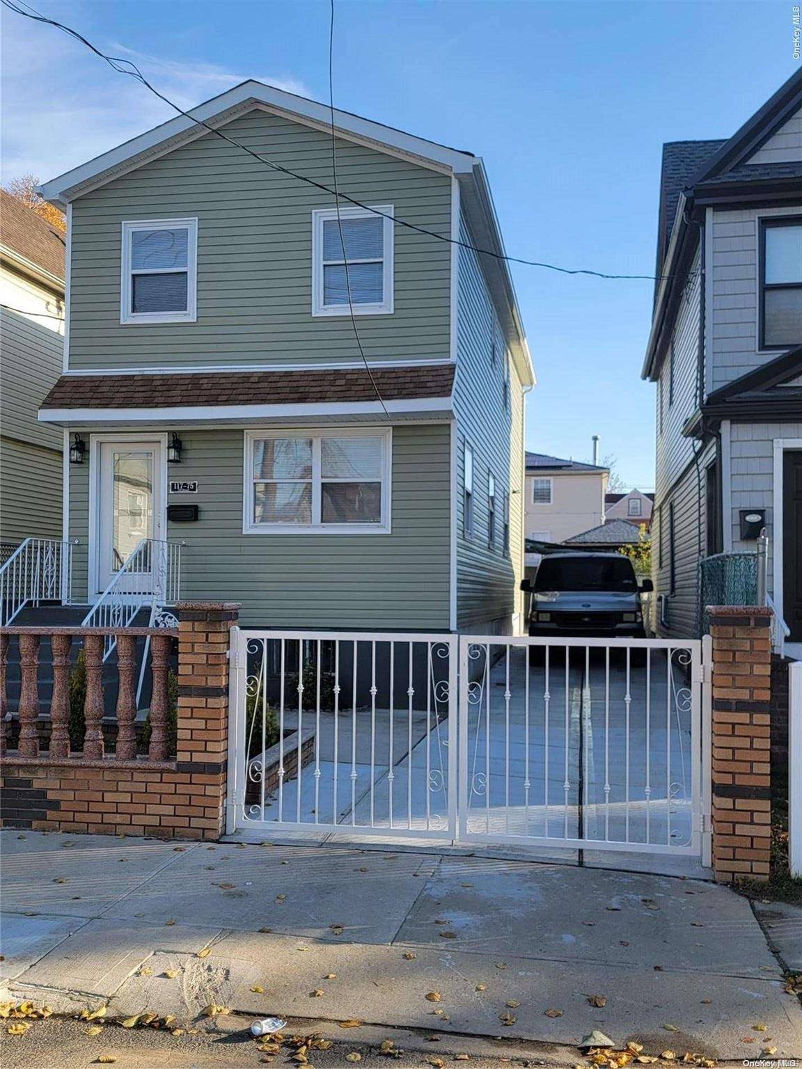 South Ozone Park, NY 11436,117-75 141st ST