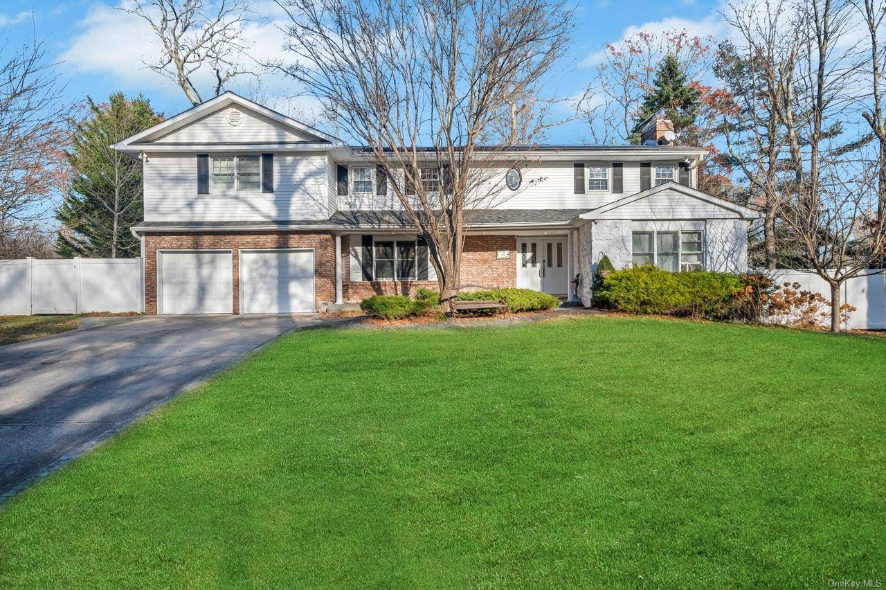 Dix Hills, NY 11746,48 Colby DR