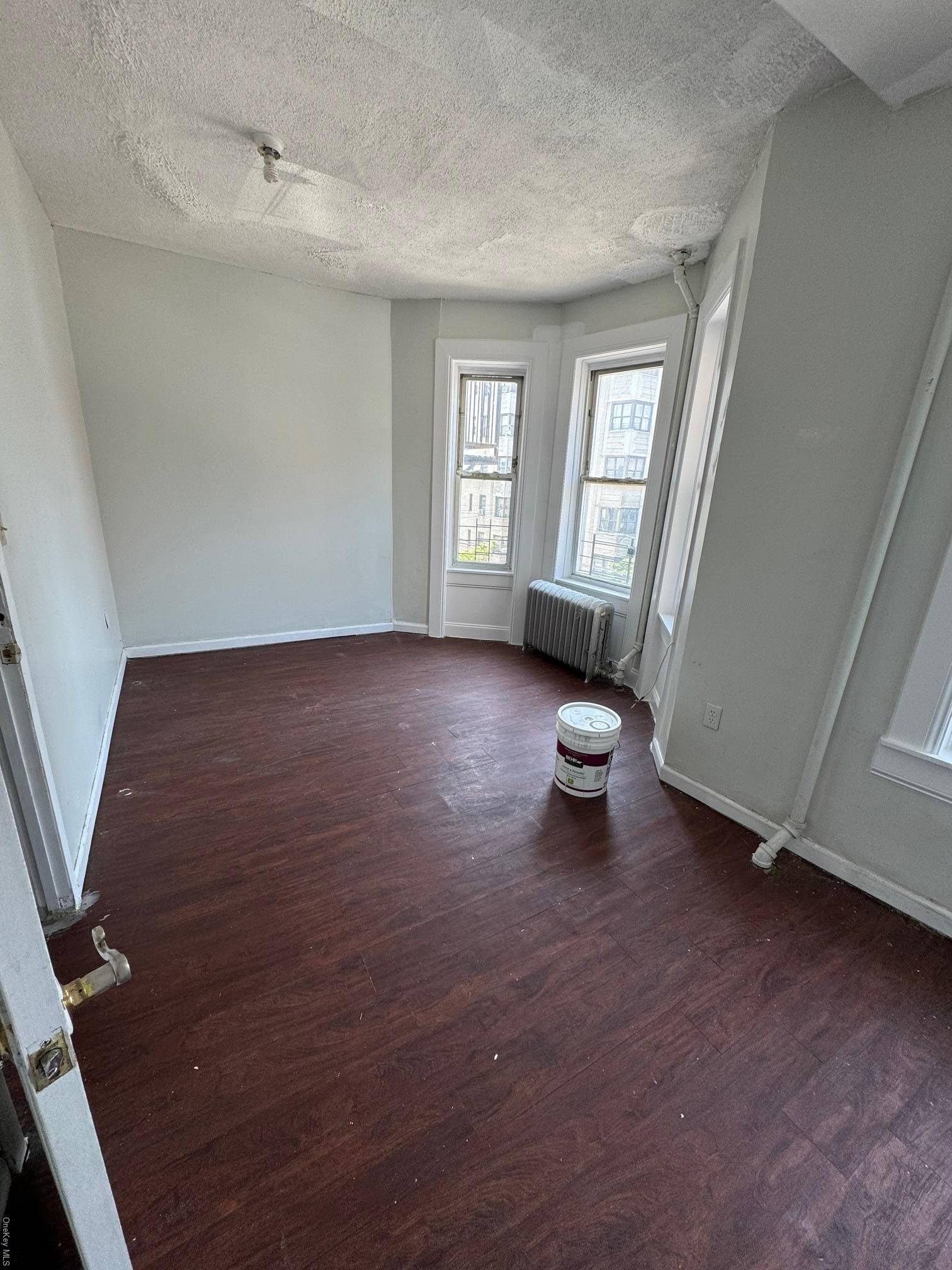 Bronx, NY 10457,2092 Ryer AVE