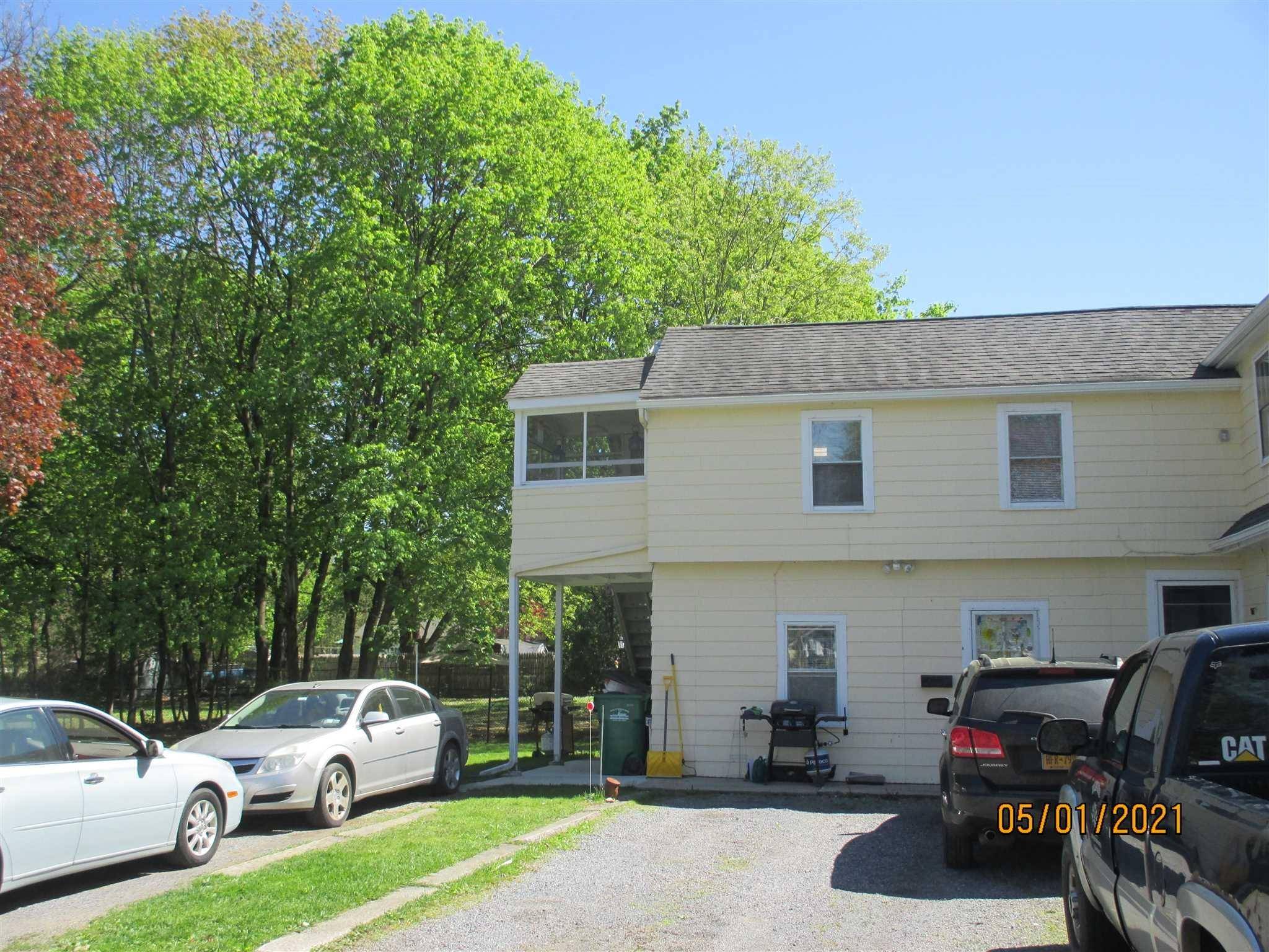 Hyde Park, NY 12538,932 VIOLET AVE