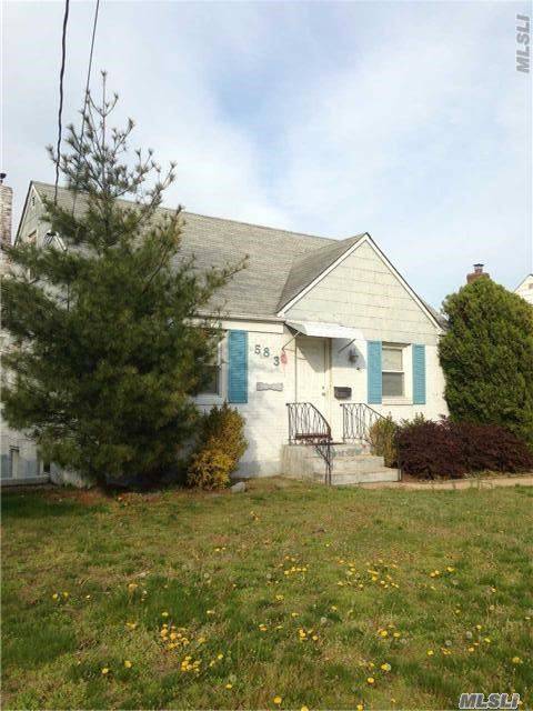 East Meadow, NY 11554,583 Albert ST