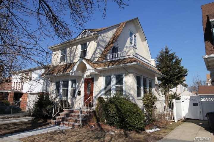 Queens Village, NY 11429,109-15 217th ST