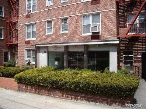 Rego Park, NY 11374,6345 Saunders ST #4B