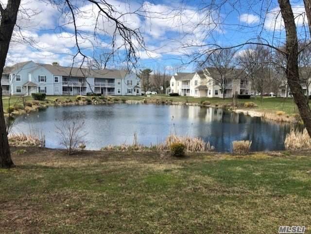 Middle Island, NY 11953,99 Fairview CIR