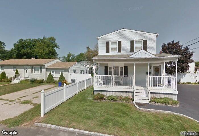 West Babylon, NY 11704,595 Outlook AVE