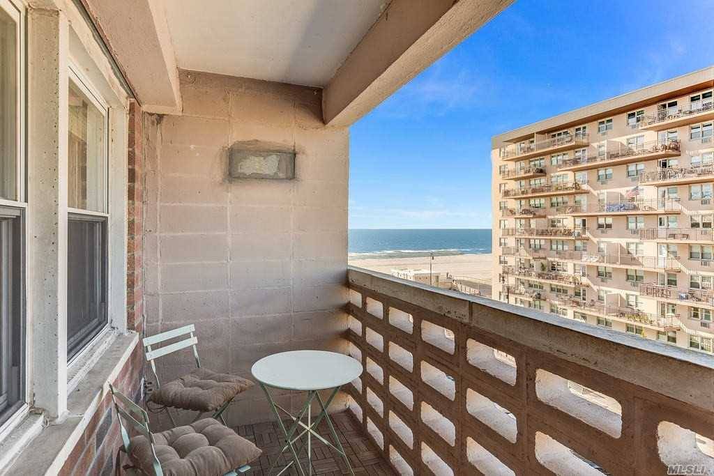 Long Beach, NY 11561,600 Shore Road #5K