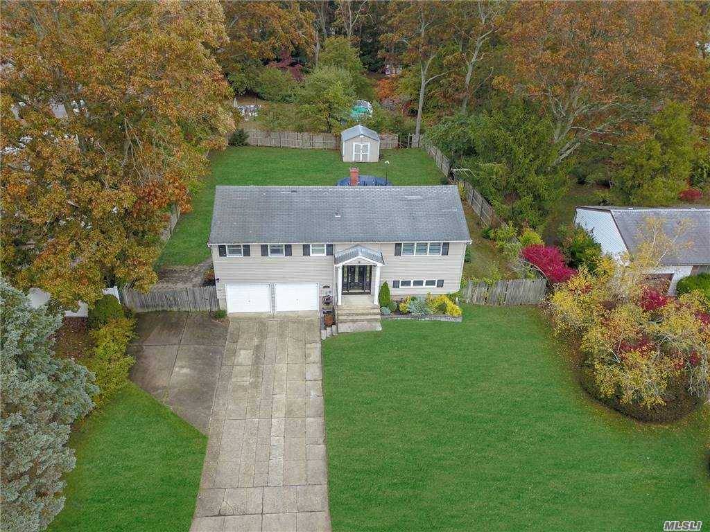 Islip Terrace, NY 11752,43 Woodcliff RD