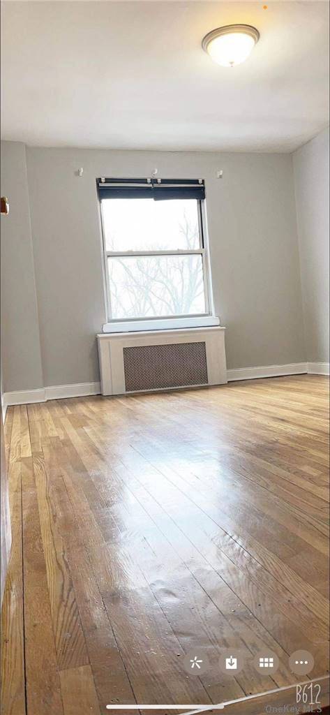 Flushing, NY 11367,7806 Main Street #3K