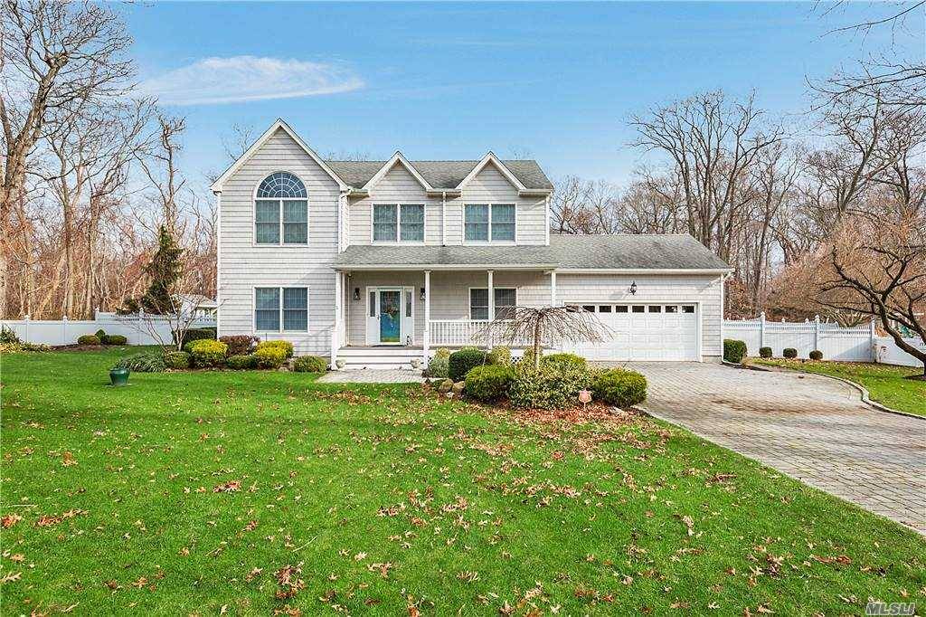 Aquebogue, NY 11931,52 Colonial DR