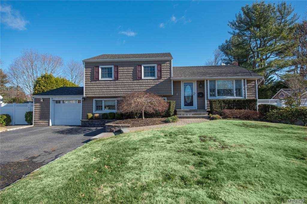 Greenlawn, NY 11740,17 Kipling DR