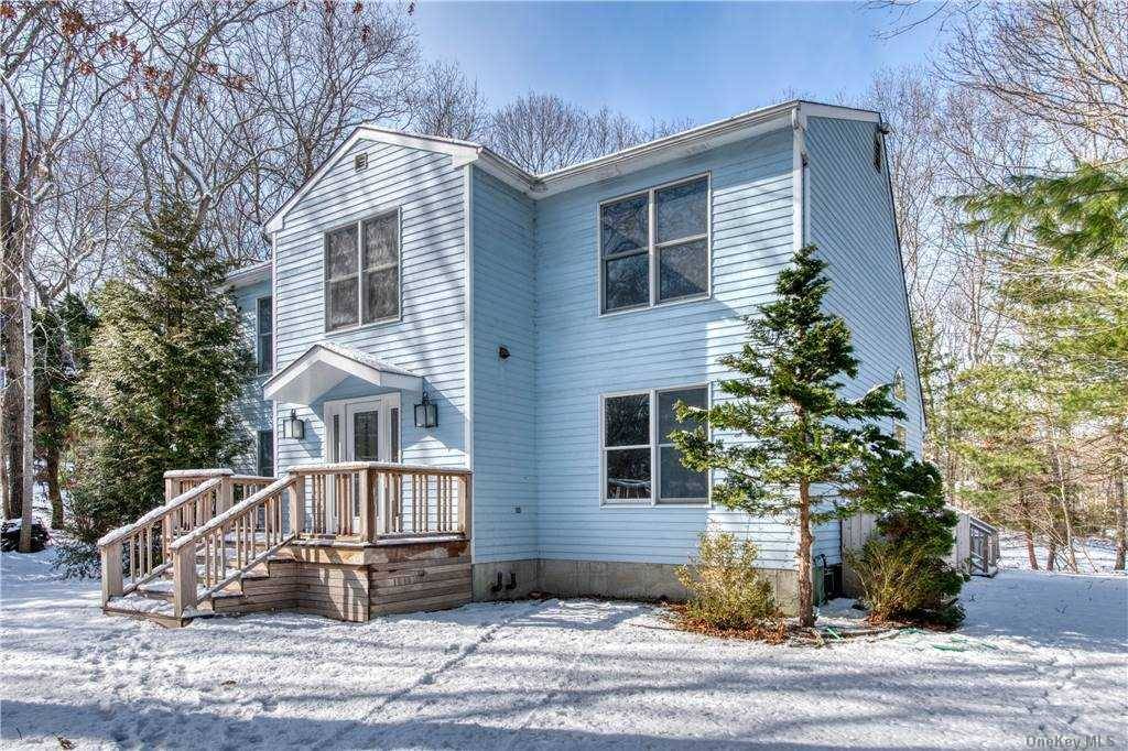 Sag Harbor, NY 11963,91 Collingswood DR