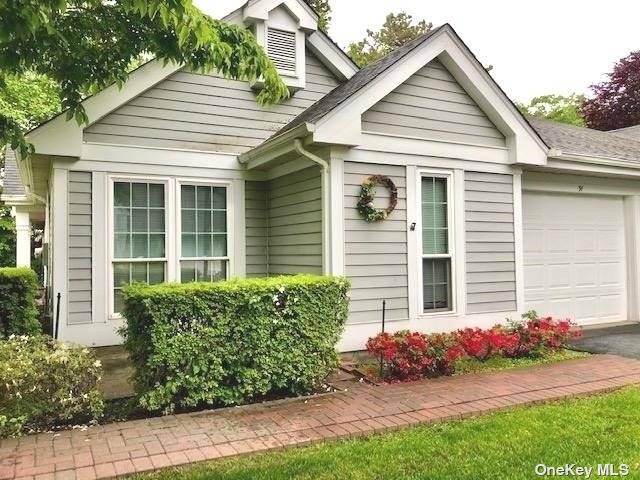 Ridge, NY 11961,91 Glen DR