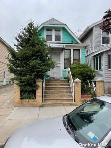 Woodside, NY 11377,31-22 58th ST