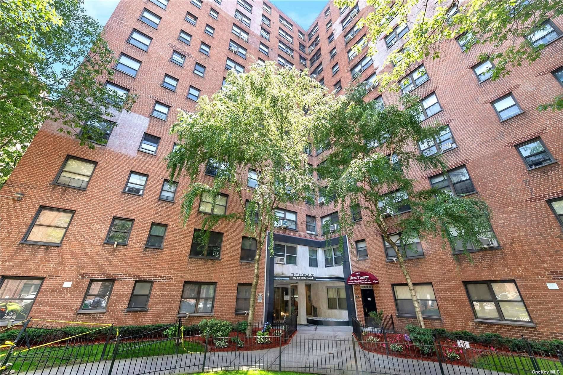 Rego Park, NY 11374,99-52 66th RD #7W