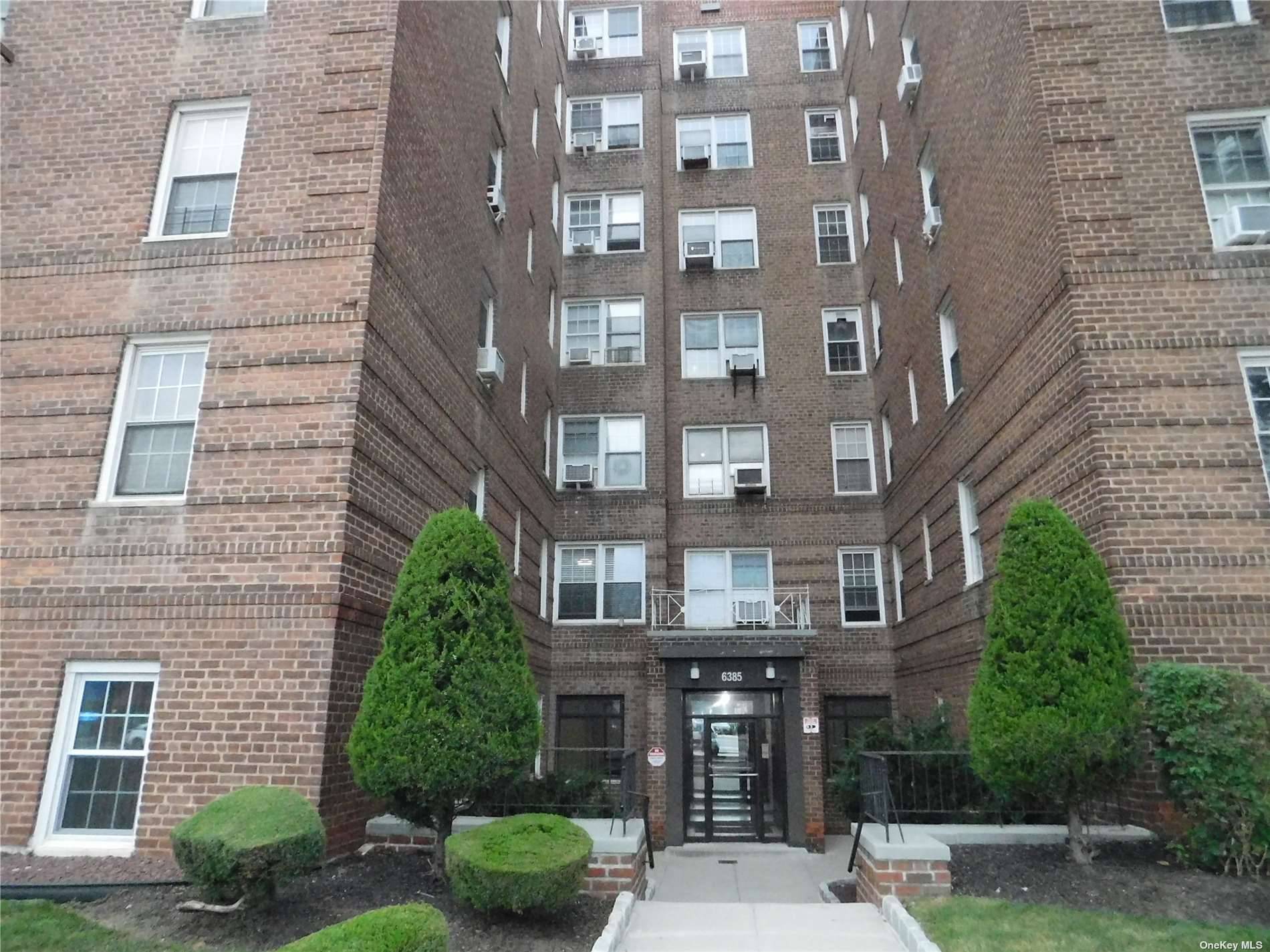 Rego Park, NY 11374,63-85 Woodhaven BLVD #1H