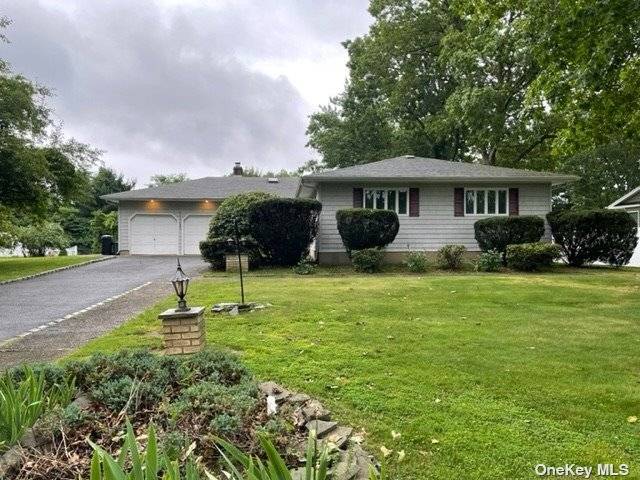 Nesconset, NY 11767,15 Quenzer ST