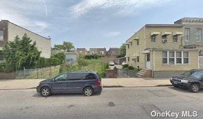 East Elmhurst, NY 11369,31-41 97th ST