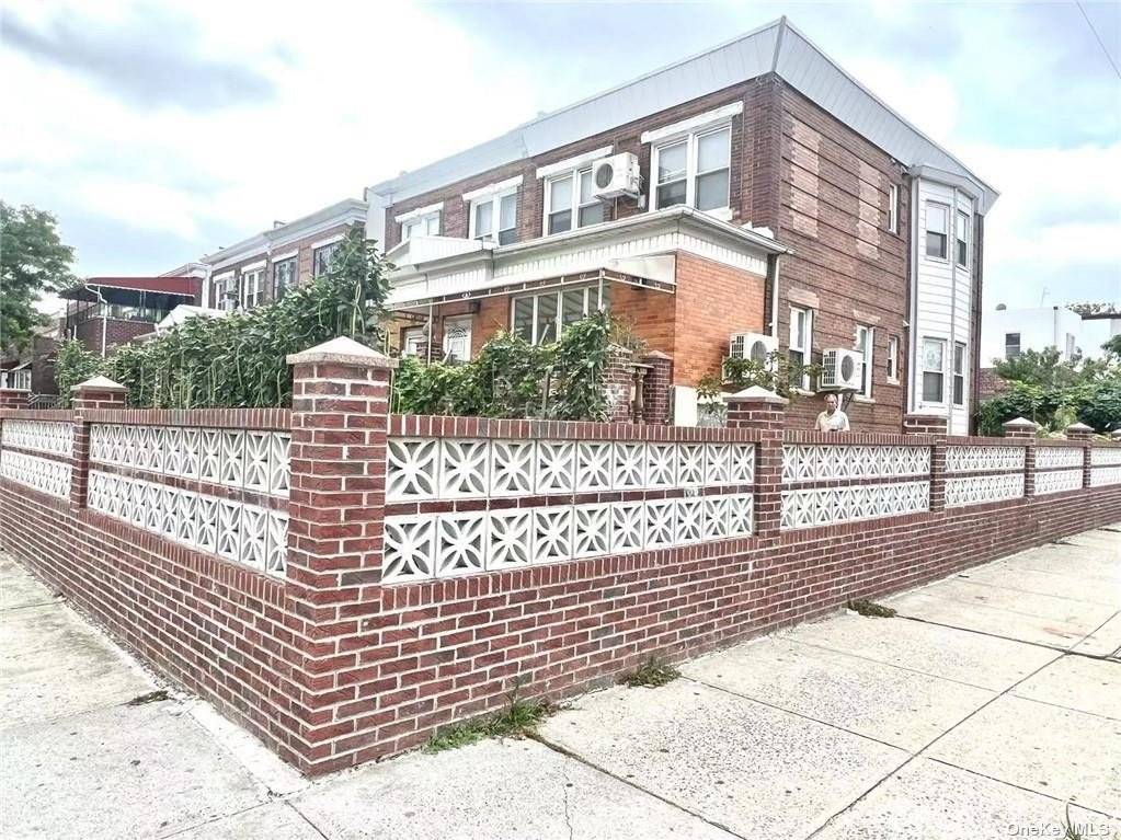 Bensonhurst, NY 11204,2102 65th ST