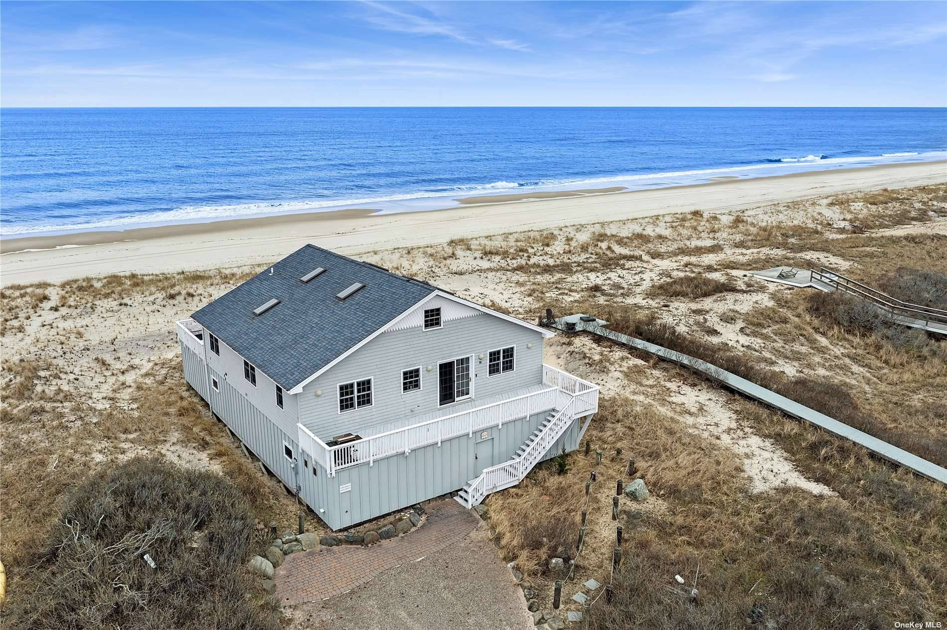 East Quogue, NY 11942,37C Dune RD