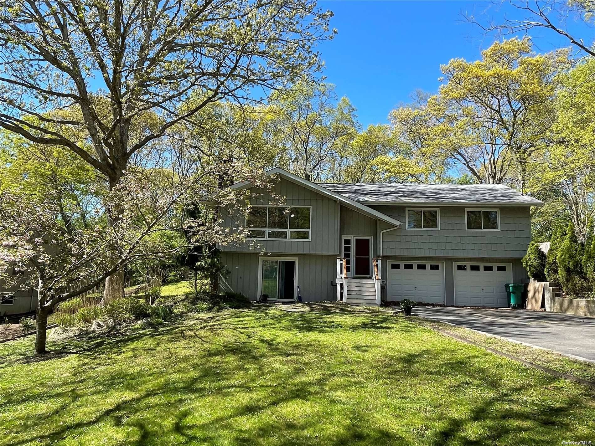 Mattituck, NY 11952,1615 Woodcliff DR